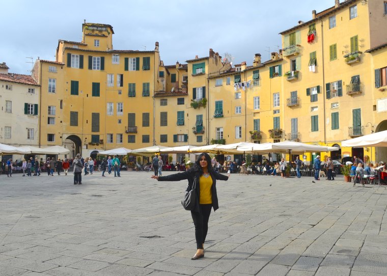 Piazza Anfiteatro 2.jpg