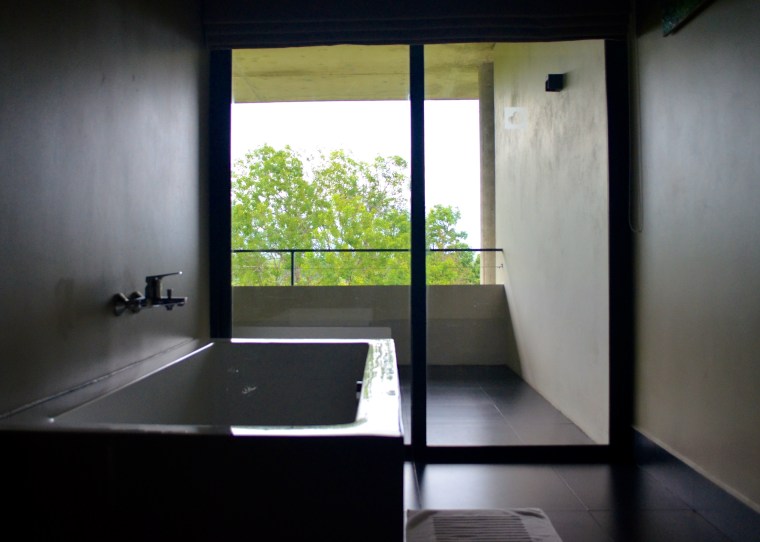 Jetwing Lake Dambulla_bath