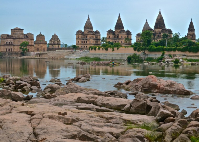 Chhatris_Orchha_12