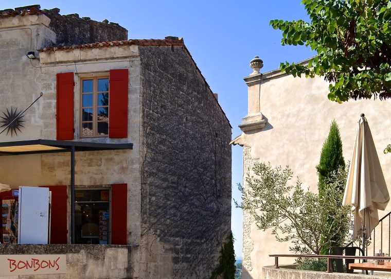 Les Baux-de-Provence_France_1.jpg
