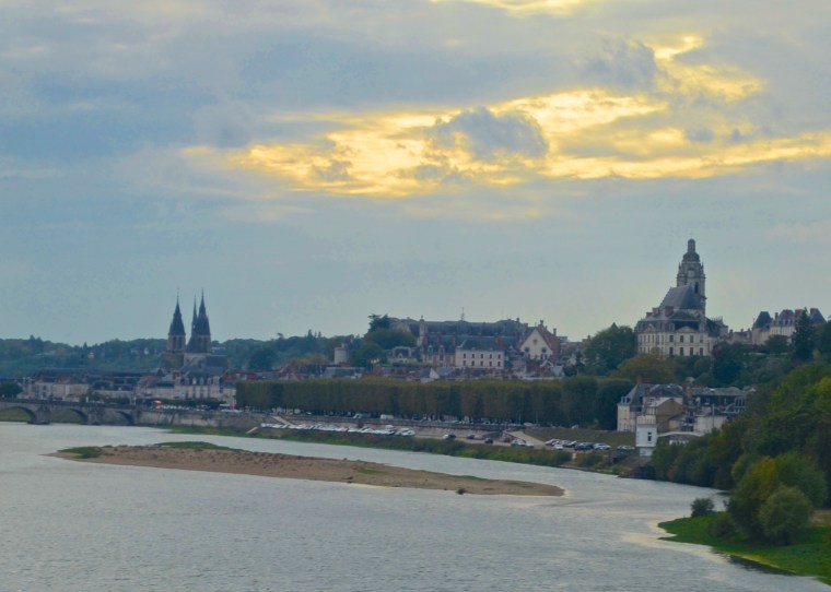 Seine river cruise_Paris.JPG