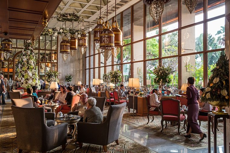 800px-4Y1A0384_Bangkok_(32298046713)