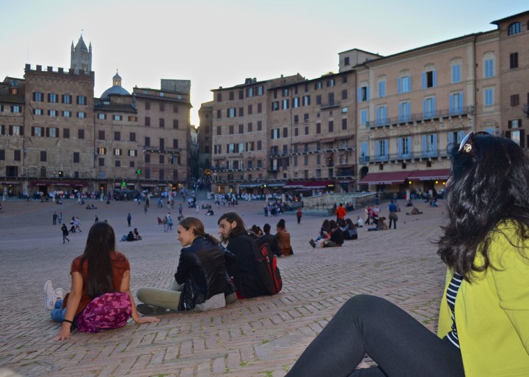 Siena_Tuscany_Piazza_Campo_6